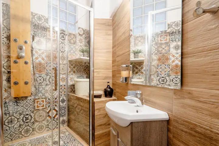 אתונה Brand New Modern Lux Apartment Close To Historical Center! מראה חיצוני תמונה